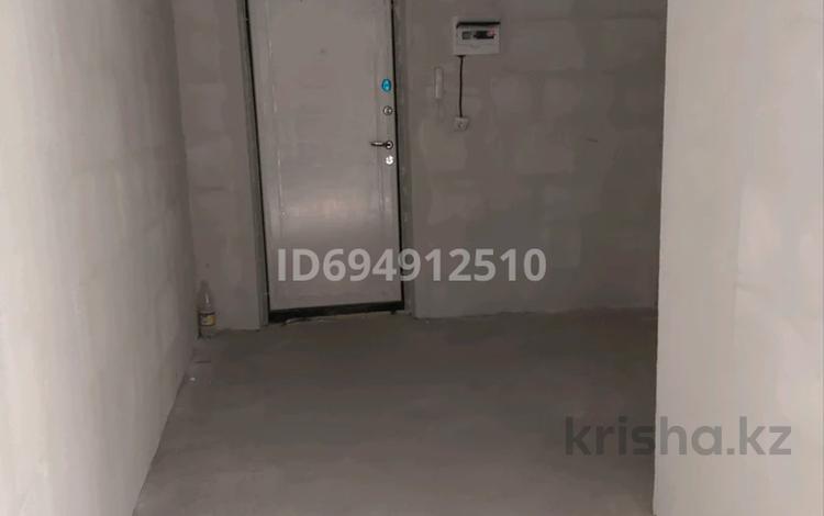 4-бөлмелі пәтер · 168 м² · 2 қабат, мкр Центральный, Улица Абая 26/1 — Драматеатр, бағасы: 56 млн ₸ в Атырау — фото 29