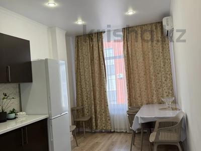 1-комнатная квартира · 45 м² · 2/3 этаж, Жангозина 61Б за 18 000 ₸ в Каскелене