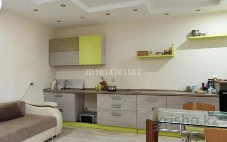 2-комнатная квартира · 70 м², Жирентаева 10 за 300 000 ₸ в Астане, Алматы р-н — фото 2
