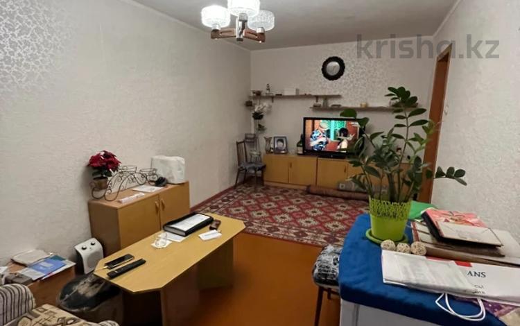 2-комнатная квартира, 50.8 м², 4/9 этаж, Маласайры Батыра 4 за 18.5 млн 〒 в Павлодаре — фото 2