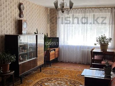 2-комнатная квартира · 47.2 м² · 5/5 этаж, Жабаева — ТД «Спутник», кафе «Мороженое», ДС «Солнышко» за 16.5 млн 〒 в Петропавловске