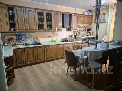 4-бөлмелі пәтер · 190 м² · 6/10 қабат, 15-ш/а. 56 — Рядом Прокуратура, бағасы: 130 млн ₸ в Актау, 15-й мкр
