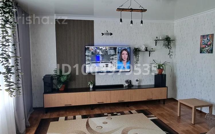 3-бөлмелі пәтер · 83 м² · 2/3 қабат, Гоголя 15, бағасы: 23.5 млн ₸ в Усть-Каменогорске, Ульбинский — фото 2