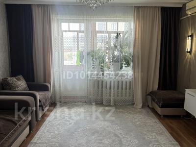 4-комнатная квартира · 77 м² · 6/10 этаж, Шакарима 82а — Три богатыря за 42 млн ₸ в Семее