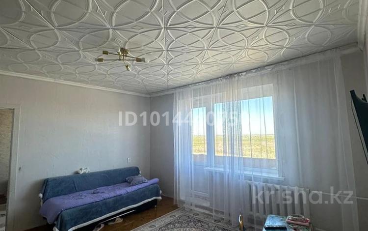 4-комнатная квартира · 76 м² · 10/10 этаж, Майкудук, Мкр Голубые пруды 7 — Остановка.Г.Пруды за 17 млн ₸ в Караганде, Алихана Бокейханова р-н — фото 2