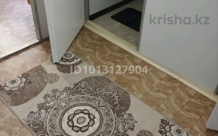 1-комнатная квартира · 39 м² · 3/9 этаж, 5 микрорайон 4 за 130 000 ₸ в Аксае — фото 2