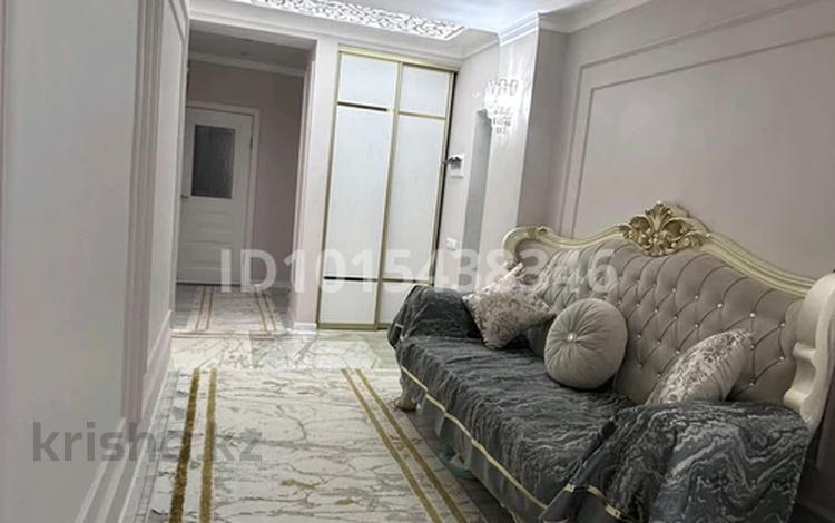 5-комнатная квартира · 140 м² · 3/4 этаж, Өркен 61 за 45 млн ₸ в Жанаозен — фото 2
