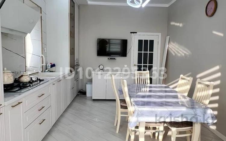 4-бөлмелі пәтер · 115 м² · 3/3 қабат, мкр Старый Аэропорт 102 — отырар, бағасы: 52 млн ₸ в Уральске — фото 2