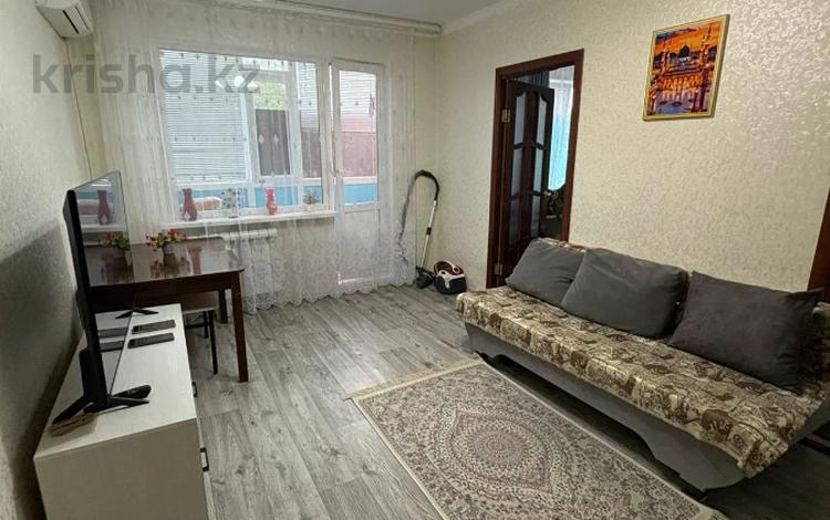 3-комнатная квартира · 47.7 м² · 2/5 этаж, мкр 5, Молдагуловой за 14.3 млн ₸ в Актобе — фото 2