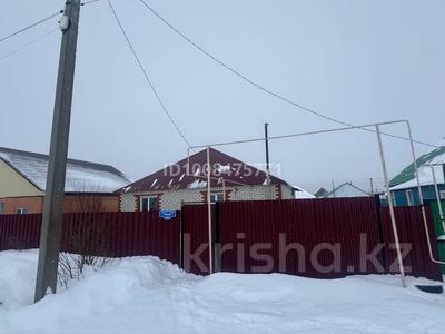Отдельный дом · 3 комнаты · 120 м² · 5 сот., мкр. Зачаганск пгт, А.гужвина 124/1 — 50-школ за 22.5 млн ₸ в Уральске