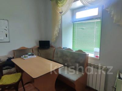 Отдельный дом • 4 комнаты • 95 м² • 11 сот., Азербаева за 15.5 млн 〒 в Темиртау