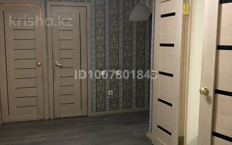 1-комнатная квартира · 49 м² · 8/9 этаж, мкр 12, Бокенбай батыр 22 за 120 000 〒 в Актобе — фото 4