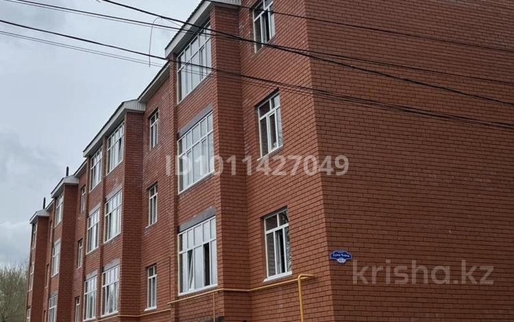 3-бөлмелі пәтер · 88 м² · 3/3 қабат, Гумар Караш 33/1 — Район кинотеатр Гагарина, бағасы: 32 млн ₸ в Уральске — фото 2