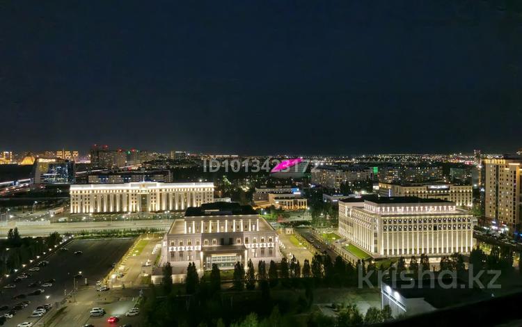 3-комнатная квартира · 80 м² · 18/19 этаж, Туркестан 2 за 55 млн ₸ в Астане, Есильский р-н — фото 2