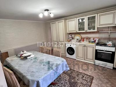 Жеке үй · 4 бөлме · 110 м² · 5 сот., мкр 11, Павлова — Вокзальная, бағасы: 27.5 млн ₸ в Актобе