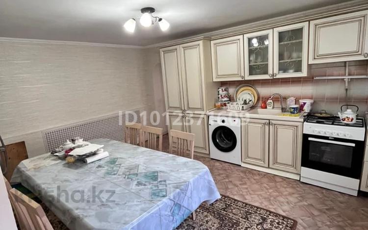 Жеке үй · 4 бөлме · 110 м² · 5 сот., мкр 11, Павлова — Вокзальная, бағасы: 27.5 млн ₸ в Актобе — фото 2