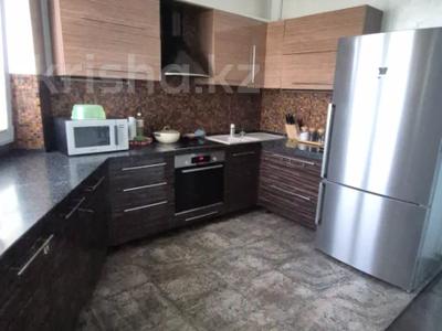 3-комнатная квартира · 130 м² · 7/20 этаж, Шевченко за 96 млн ₸ в Алматы, Алмалинский р-н