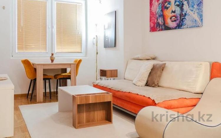 1-комнатная квартира · 50 м² · 5/9 этаж, Сыганак 17б — Сзади Хан Шатыра за 14 000 ₸ в Астане, Нура р-н — фото 61