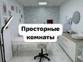 Еркін, кеңселер, дүкендер мен бутиктер, қоймалар, қоғамдық тамақтану орны, сұлулық салондары, фитнес және спорт, медорталықтар мен дәріханалар, білім орталықтары, ойын-сауық, кабинеттер және жұмыс орындары, студиялар · 81 м², бағасы: 370 000 ₸ в Актау, 31Б мкр — фото 7