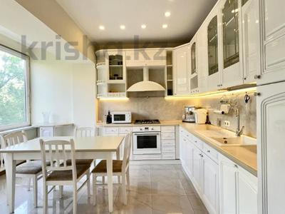 5-комнатная квартира · 211 м² · 4/5 этаж, Тулебаева — Кабанбай батыра (Калинина) за 260 млн ₸ в Алматы, Медеуский р-н