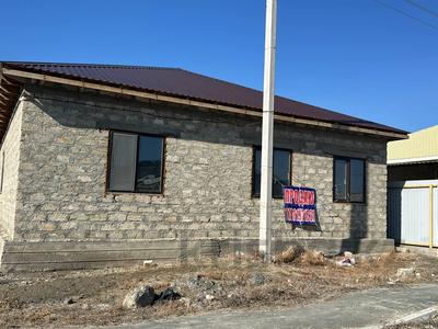 Отдельный дом · 4 комнаты · 130 м² · 8 сот., мкр Самал, Самал 3 проезд 29 за 18.5 млн ₸ в Атырау