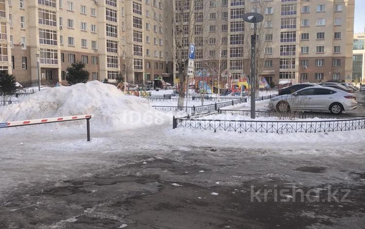 1-комнатная квартира · 45 м² · 5/7 этаж, мкр Уркер, Туркестан 30 — Улы дала за 210 000 ₸ в Астане, Нура р-н — фото 2