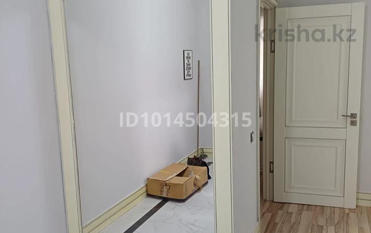 1-комнатная квартира · 57 м² · 7/9 этаж, Столетова 13 за 250 000 ₸ в Алматы, Жетысуский р-н — фото 2