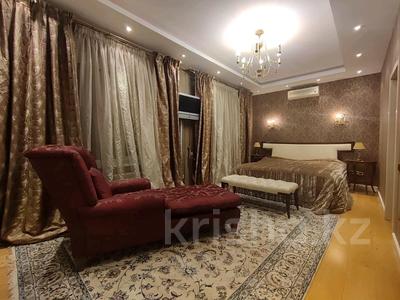 5-комнатная квартира · 370 м² · 1/4 этаж, Ходжанова 10 за 1.3 млн 〒 в Алматы, Бостандыкский р-н