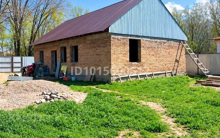 Отдельный дом · 6 комнат · 128 м² · 6 сот., Саян за 8.5 млн ₸ в  — фото 2