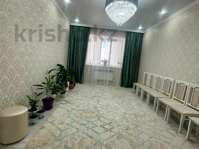 3-бөлмелі пәтер · 90 м² · 2/5 қабат, Алтын орда ш/а., бағасы: 38.7 млн ₸ в Актобе, мкр. Алтын орда