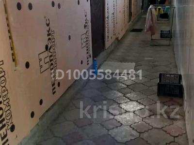 1 комната · 50 м² · 1/1 этаж, мкр Атырау 122 — проспект Рыскулова за 80 000 ₸ в Алматы, Медеуский р-н