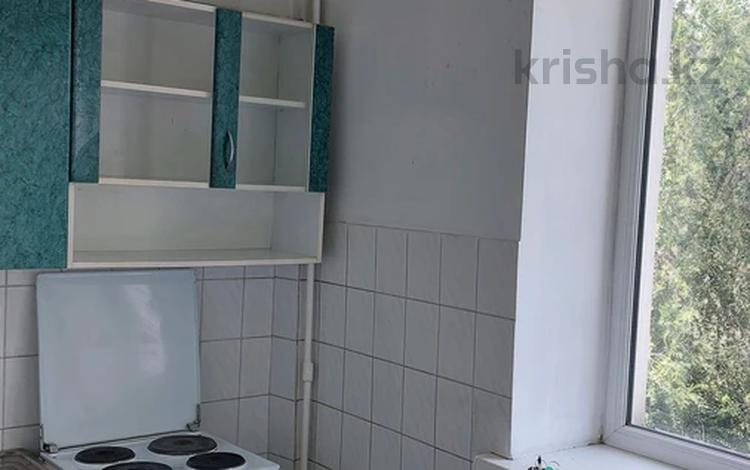 1-бөлмелі пәтер · 30 м² · 4/5 қабат, Абая — Абая Байзакова, бағасы: 180 000 ₸ в Алматы, Бостандыкский р-н — фото 2