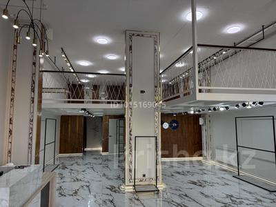 Офисы, магазины и бутики, общепит, салоны красоты, медцентры и аптеки, образование, развлечения, кабинеты и рабочие места, студии · 98.6 м² за 1.3 млн ₸ в Астане, Нура р-н