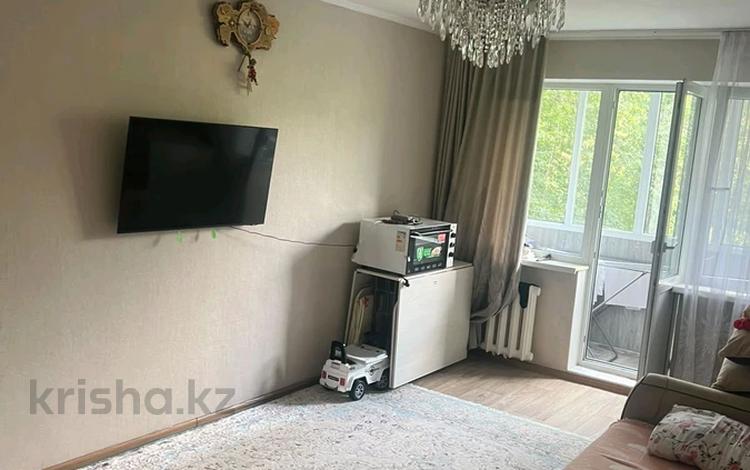 2-комнатная квартира · 44 м² · 3/4 этаж, мкр №7 7 за 280 000 ₸ в Алматы, Ауэзовский р-н — фото 2