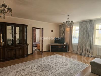 Отдельный дом · 4 комнаты · 130 м², 7 микрорайон 63 за 400 000 〒 в Аксае