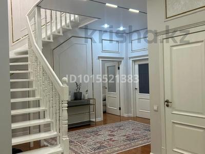 5-комнатная квартира · 240 м² · 4/5 этаж, мкр Нур Алатау за 160 млн ₸ в Алматы, Бостандыкский р-н