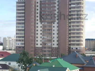 5-комнатная квартира, 235 м², 11/16 этаж, Айтеке би 113 за 85 млн 〒 в Атырау