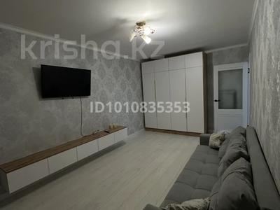 1-бөлмелі пәтер · 33 м² · 1/5 қабат, мкр Юго-Восток 10/2, бағасы: 15 млн 〒 в Караганде, Казыбек би р-н