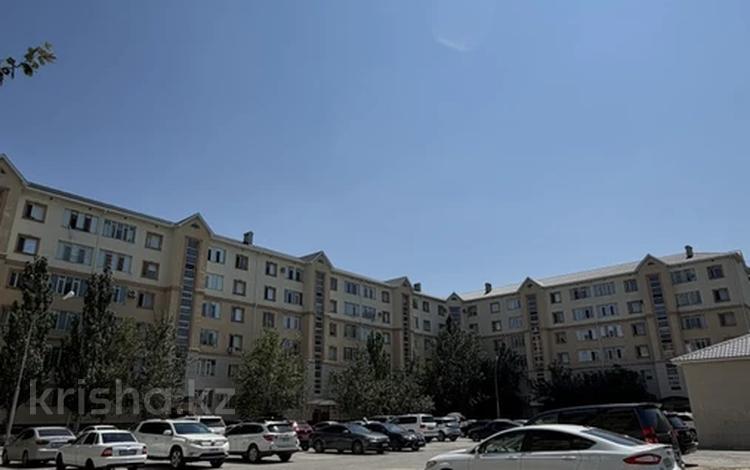 2-бөлмелі пәтер · 81 м² · 5 қабат, 32В ш/а. 8/1, бағасы: 20 млн ₸ в Актау, 32В мкр — фото 2