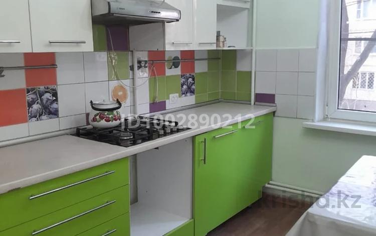 3-комнатная квартира · 70 м² · 2/5 этаж, мкр Кокжиек, ул Геологов — Камаз центр за 220 000 ₸ в Алматы, Жетысуский р-н — фото 2