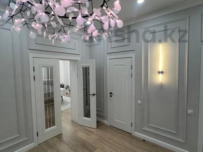 Пәтерлер в Актюбинской обл.: 3-бөлмелі пәтер · 114.7 м² · 3/5 қабат, мкр. Алтын орда, Ораза Татеулы 19б, бағасы: 45.5 млн 〒 3-бөлмелі пәтер · 114.7 м² · 3/5 қабат, мкр. Алтын орда, Ораза Татеулы 19б, бағасы: 45.5 млн 〒 в Актобе