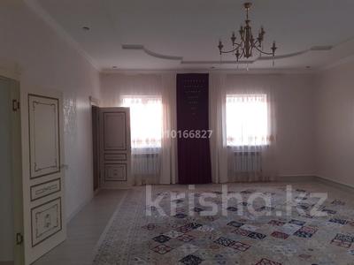 Отдельный дом · 5 комнат · 260 м² · 5.4 сот., Тәуке хан — Қасында минимаркет, мектеп за 45 млн ₸ в Атырау, мкр Химпоселок