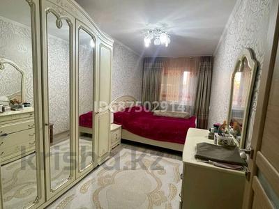 2-комнатная квартира, 50 м², 3/5 этаж, Есенберлина 61 за 17 млн 〒 в Жезказгане