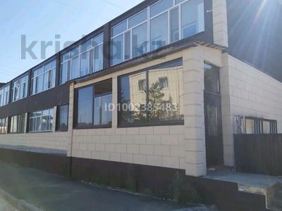 2-комнатная квартира · 60 м² · 1/2 этаж, Абая — На против ресторана Достар за 20 000 〒 в Бурабае