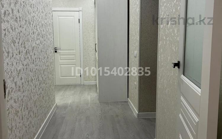 2-бөлмелі пәтер · 74 м² · 2/5 қабат, 35-ш/а. 23, бағасы: 23 млн ₸ в Актау, 35-мкр — фото 2