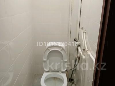 3-бөлмелі пәтер · 67 м² · 4/9 қабат, Строитель ш/а. 34, бағасы: 150 000 ₸ в Уральске, мкр Строитель