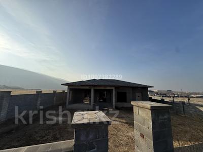 Отдельный дом · 6 комнат · 400 м² · 18 сот., Шагиев 14 — По верхней трассе за 70 млн 〒 в Кыргауылдах