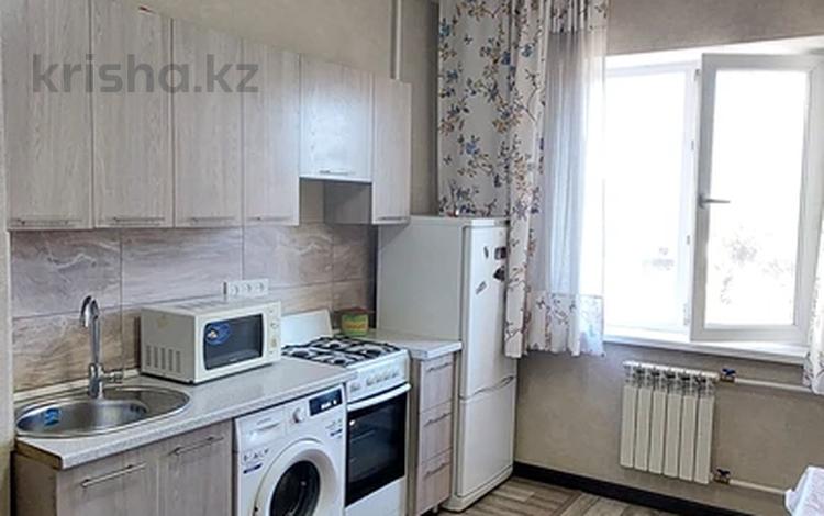 1-комнатная квартира · 40 м² · 7/9 этаж, Толеби 143 — Муканова за 250 000 ₸ в Алматы, Алмалинский р-н — фото 11