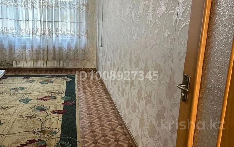 2-бөлмелі пәтер · 58 м² · 2/5 қабат, Жибек жолы 34 — Жибек жолы, бағасы: 22 млн ₸ в Шымкенте, Енбекшинский р-н — фото 2