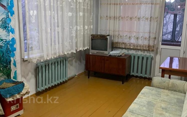 2-комнатная квартира, 42 м², 3/5 этаж, Бурова 41 за 12.5 млн 〒 в Усть-Каменогорске — фото 2